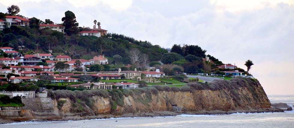 View of the Palos Verdes Cliffs Image of the Palos Verdes cliffs